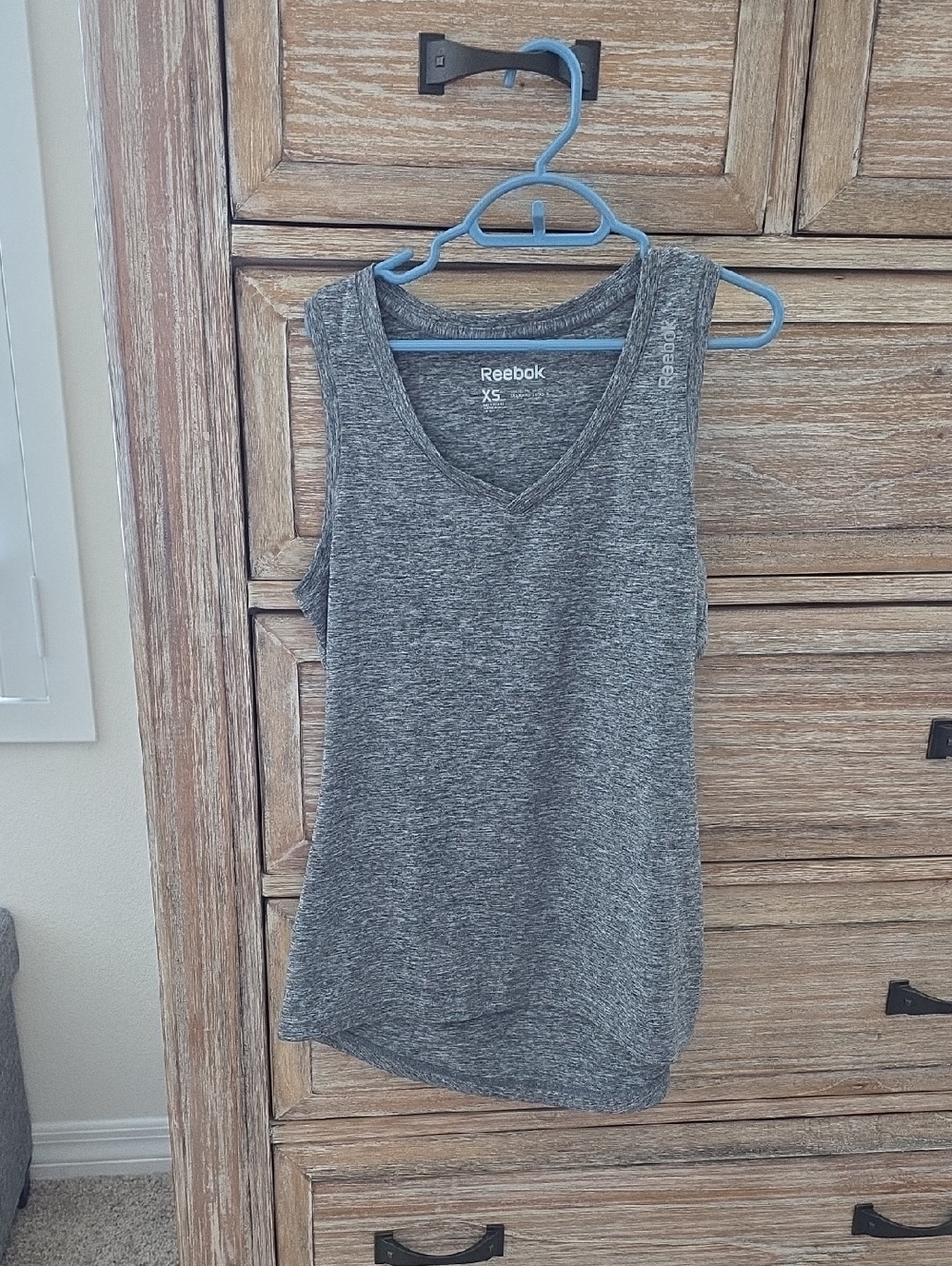 Reebok Gray Heather V-Neck Performance Tank Top